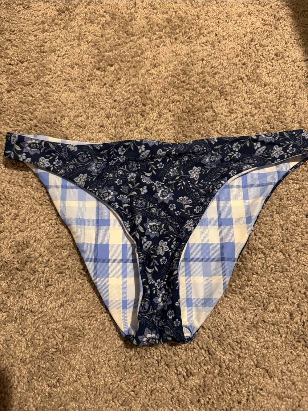 NWOT Hollister Floral & Plaid reversible Bikini Bottom